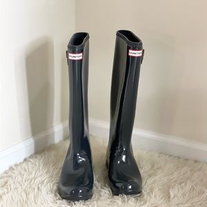 Glossy hunter boots